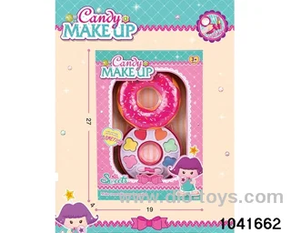 Makeup Set in window box
