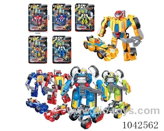 Shape-shifting robot in blister card