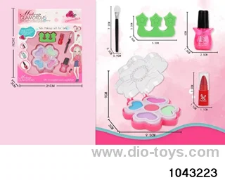 Children's Make-up in color box