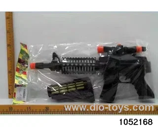 B/O gun in opp bag
