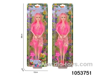 11 inch doll in clam shell