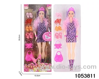 11 inch doll in window box