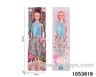 11 inch doll in window box