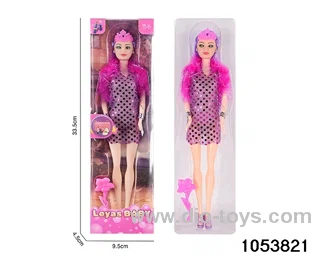 11 inch doll in window box