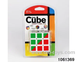 Rubik's cube in clam shell