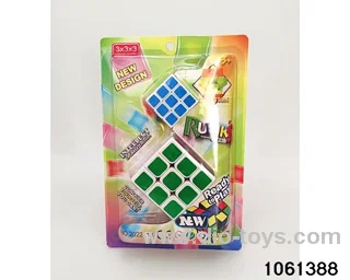 Rubik's cube in clam shell