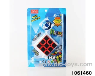 Rubik's cube in clam shell