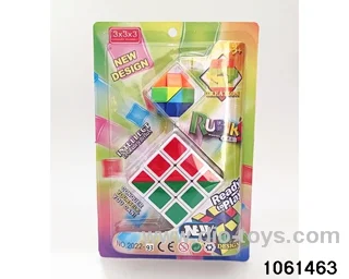 Rubik's cube in clam shell
