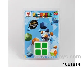 Rubik's cube in clam shell