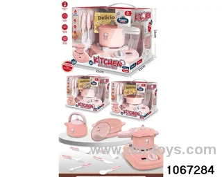 Kitchenware set pink in window box