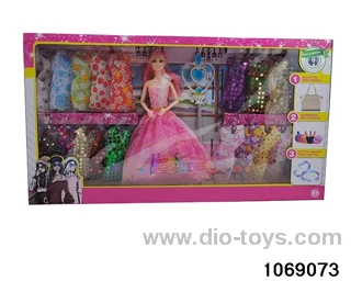 11 inch doll in window box