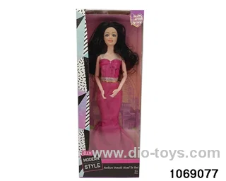 11 inch doll in window box