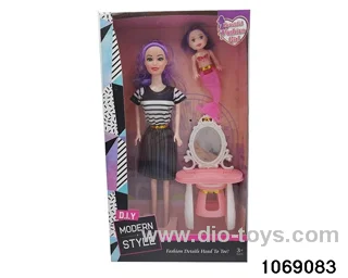 11 inch doll in window box