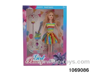 11 inch doll in window box
