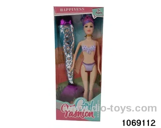 11 inch doll in window box
