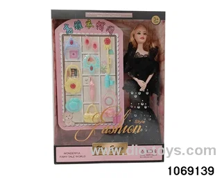 11 inch doll in window box