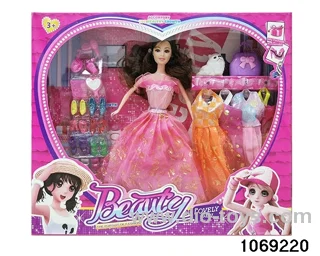11 inch doll in window box