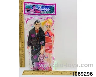 A family of three Barbie in opp bag