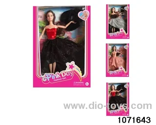 11.5 inch doll set in window box