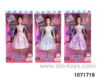 11.5 inch doll set in window box