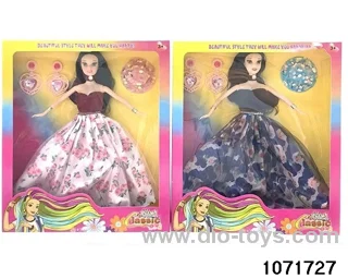 11.5 inch doll set in window box