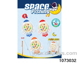wind-up fishing reel in opp bag