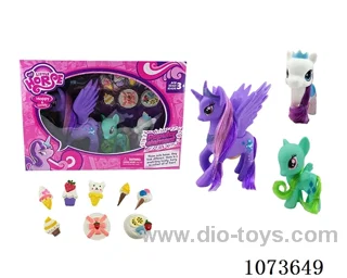 Vinyl animal set
