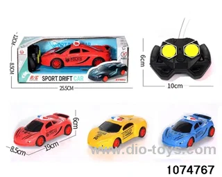 1:20 4ch RC car in window box