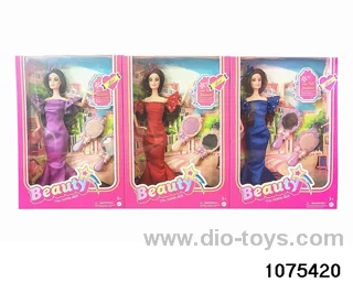 11.5 inch doll in window box