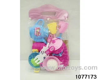 Tableware sets in PP bag with header