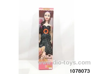 22 inch barbie with ic in window box
