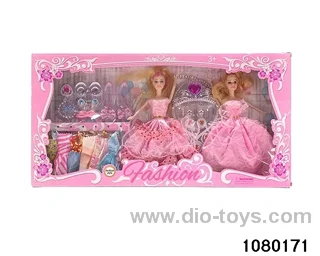 11.5 inch doll set in window box