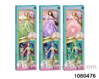 11.5 inch doll set in window box