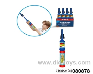 Hand-propelled skyrocket in color box