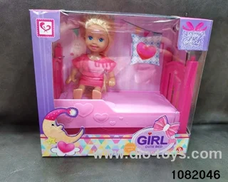 4.5 inch Figurine Doll Set in window box