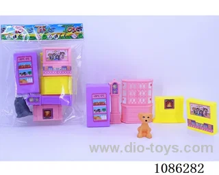 Simple small furniture set + Pet (4 cats and dogs mixed)