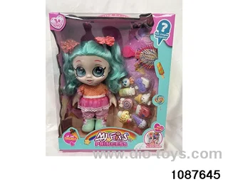 Doll set with four voices in window box