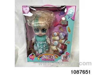 Doll set with four voices in window box