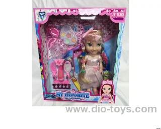 14 inch doll set W L/M in window box