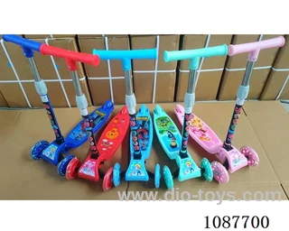 Children's scooter flash wheel pedal belt pattern