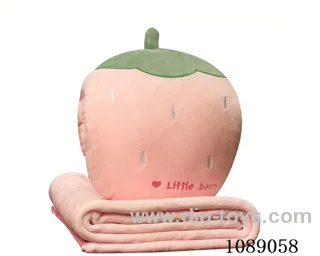 Strawberry hand warmer blanket 3-in-1 95*80 air-conditioned quilt