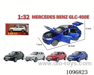 1:32 pull back alloy car with light/music