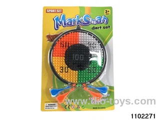 Dartboard with 4 darts in Blister card