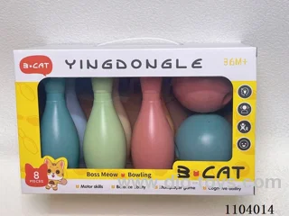 Bowling Set (6 bowling balls +2 round balls)