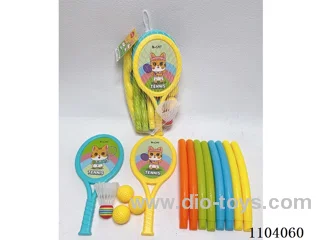 Assembled hula hoop + racket +3 round ball +1 badminton ball