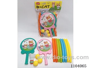 Assembled hula hoop + racket +3 round ball +1 badminton ball