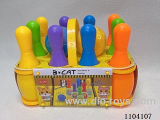 Portable bowling set