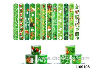 Children's cartoon snapping hand circle