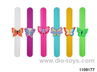 Children's cartoon snapping hand circle