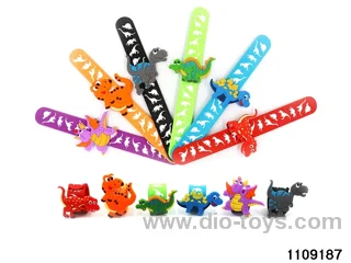 Children's cartoon snapping hand circle